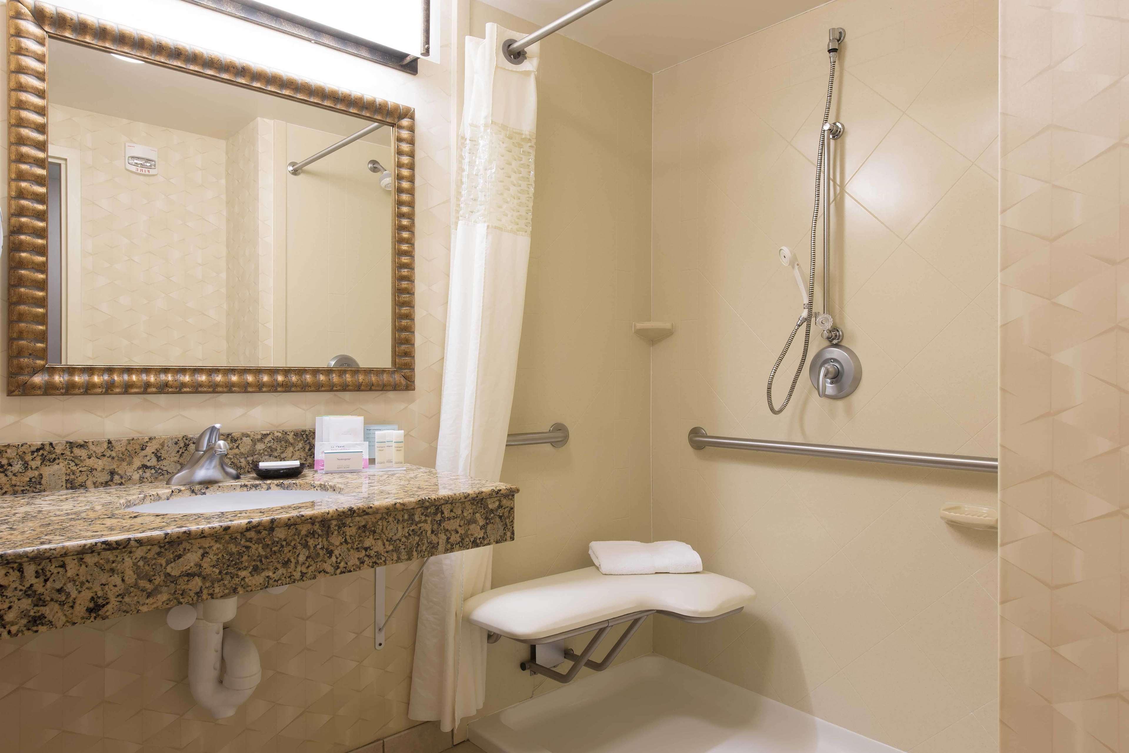 Hampton Inn And Suites Indianapolis-Фишерс Экстерьер фото